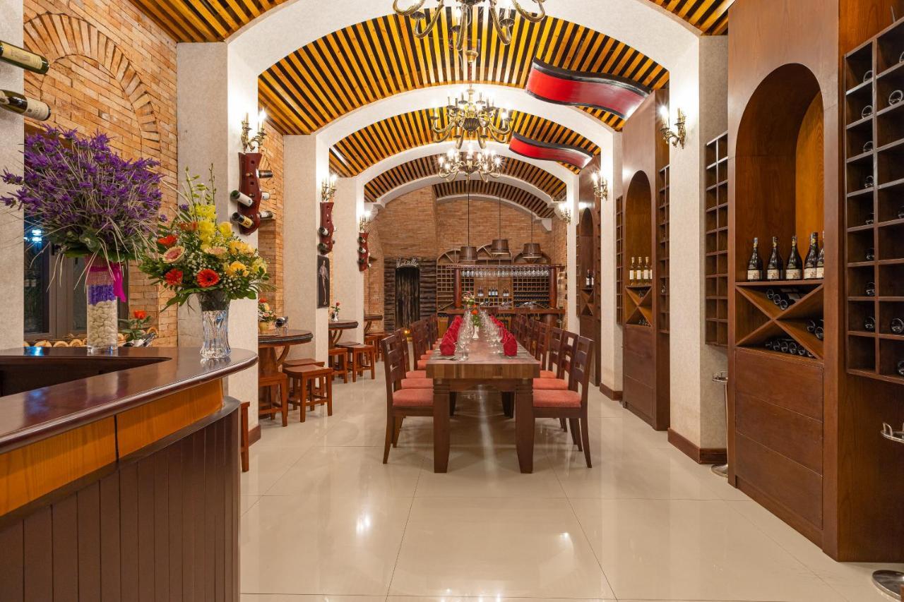 Anh Phat Resort Tinh Gia Exterior foto